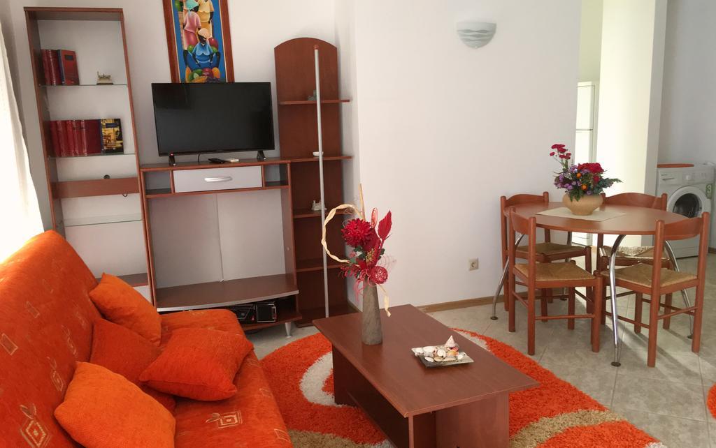 Club Topaz Apartments 尼普顿 外观 照片