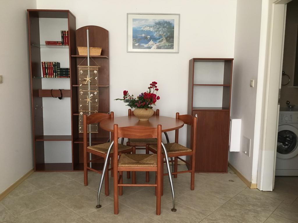 Club Topaz Apartments 尼普顿 外观 照片