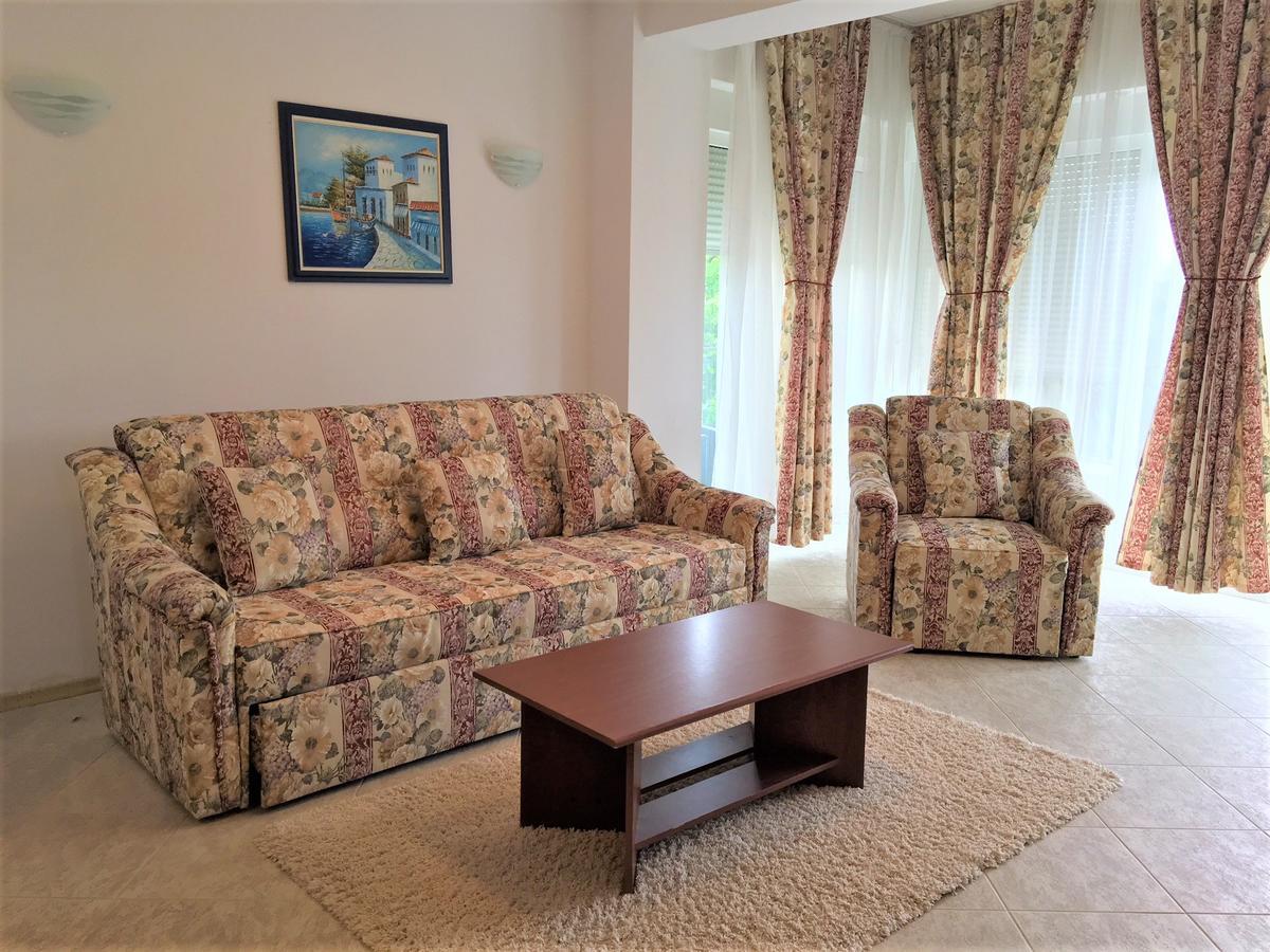 Club Topaz Apartments 尼普顿 外观 照片